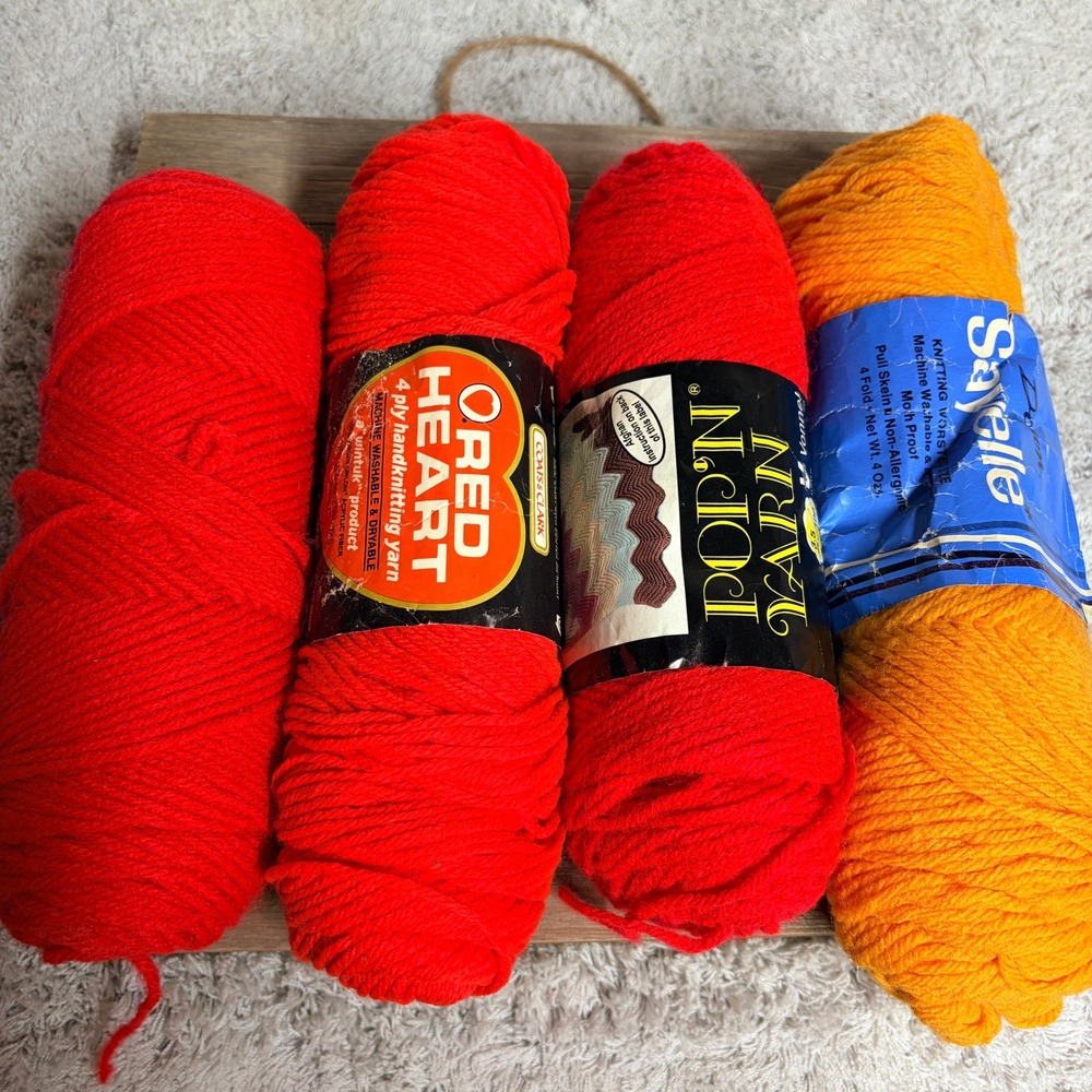 Vtg Red Heart Sayelle Pop'n Acrylic Yarn Lot 4 Skeins Red Orange Worsted 4 Ply
